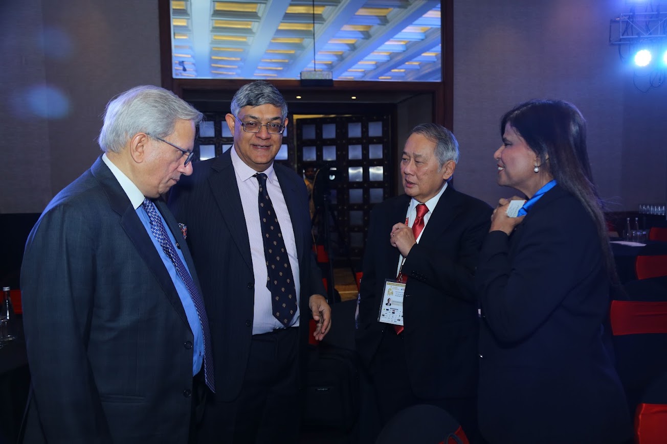 MEET-EXPERTS